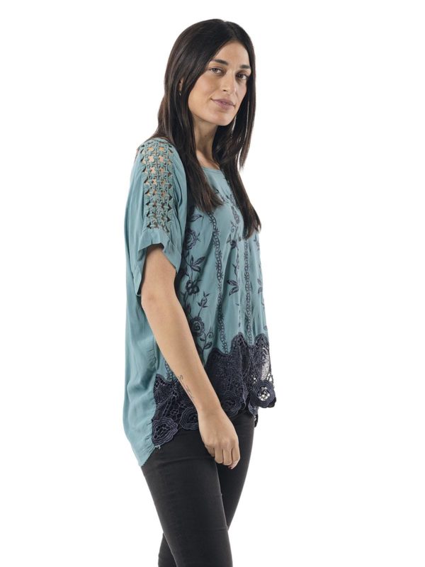 Blouse with lace 10-90703 - Image 3