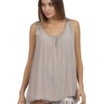 Sleeveless plain blouse with design 6_6122